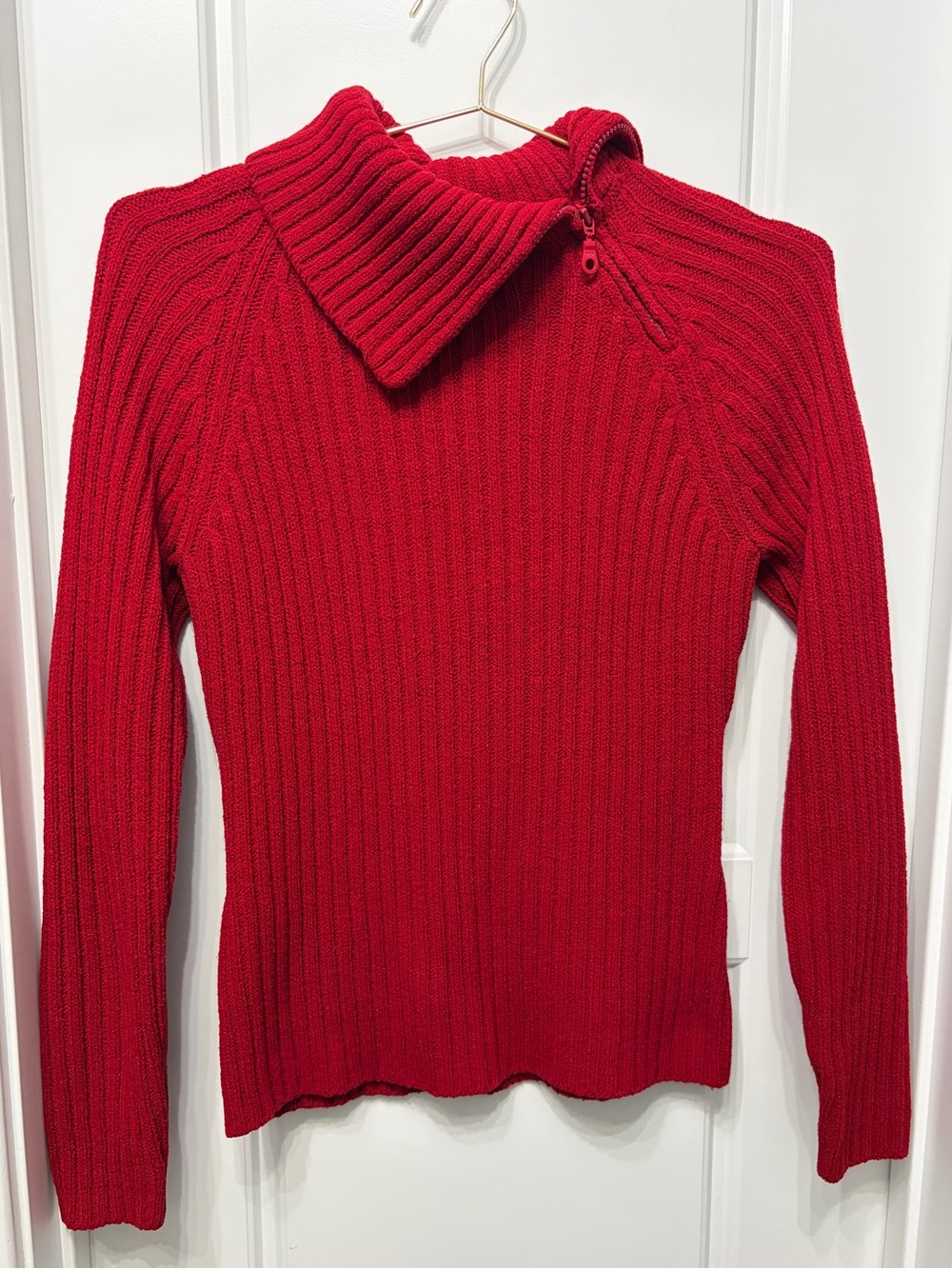 B. Moss Red Ribbed Knit Zip Turtleneck Sweater Size M